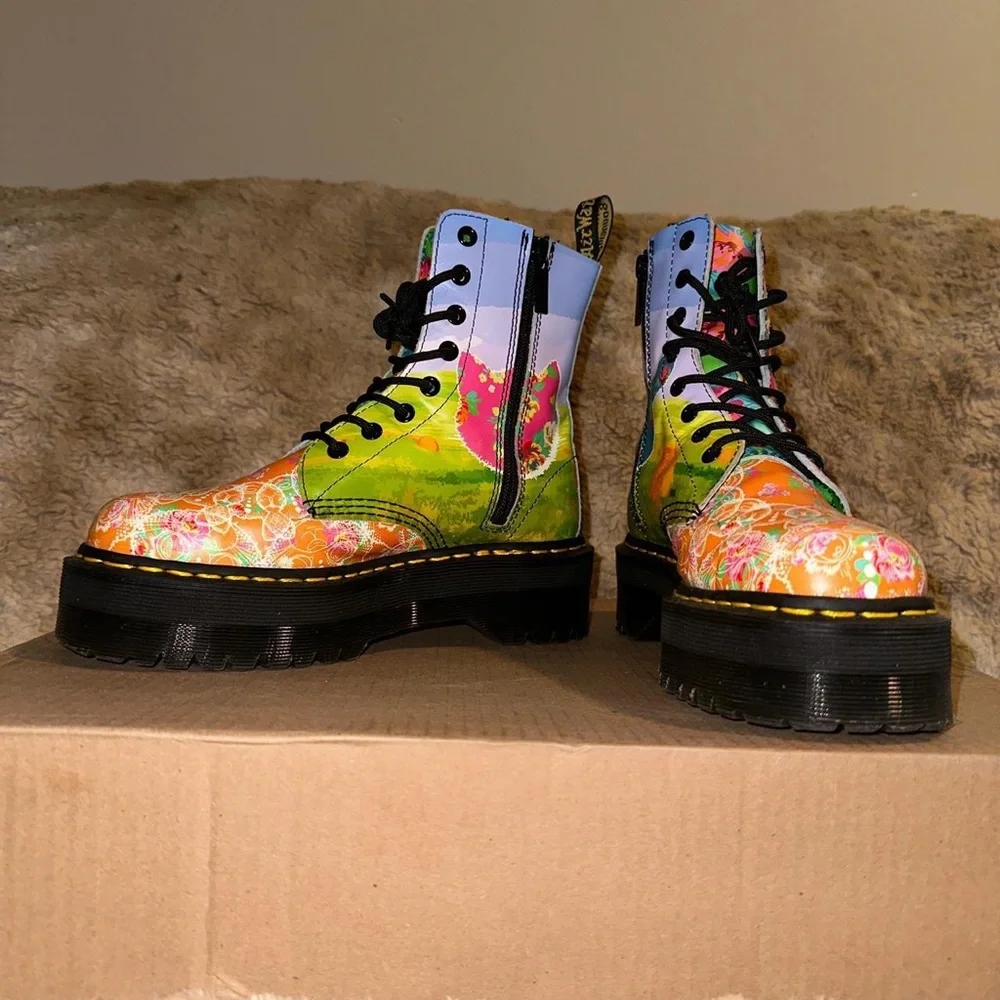 Daze Jadon Dr. Martens (RARE) - Picture 3 of 5